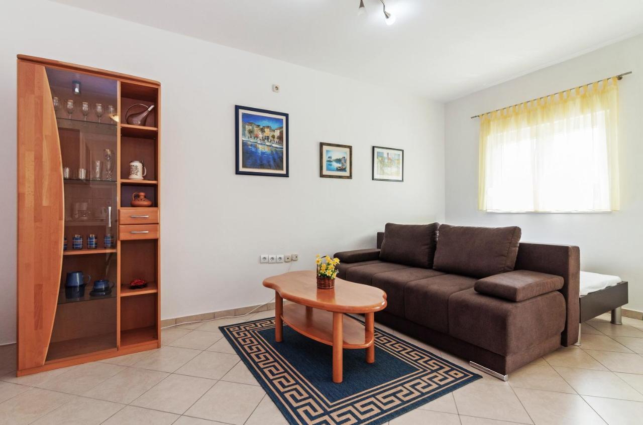 Apartment Marelja - Private Parking And Balcony Zadar Ngoại thất bức ảnh